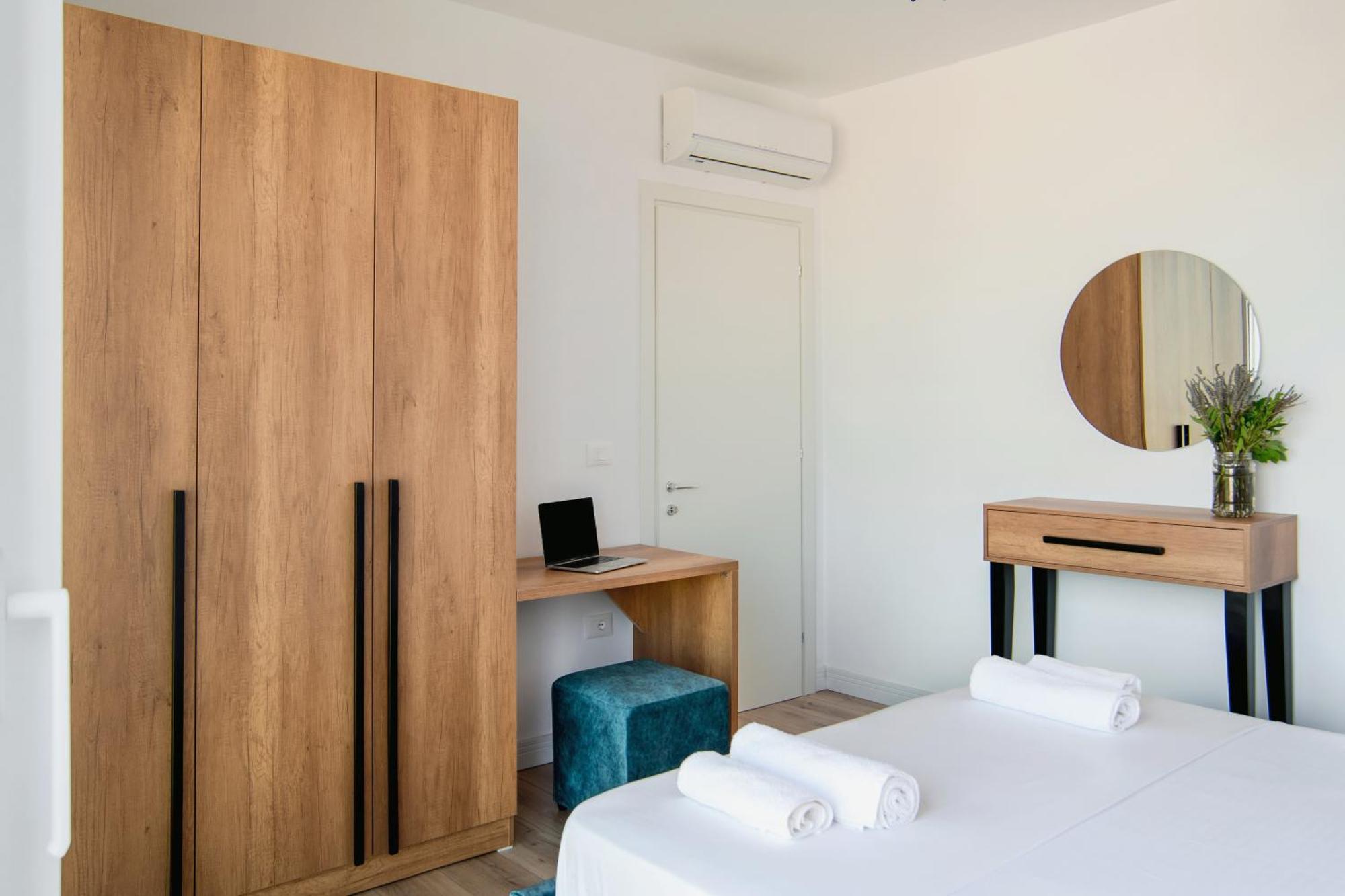 Urban Serenity City Skyline View Apartment 1 Tirana Kültér fotó